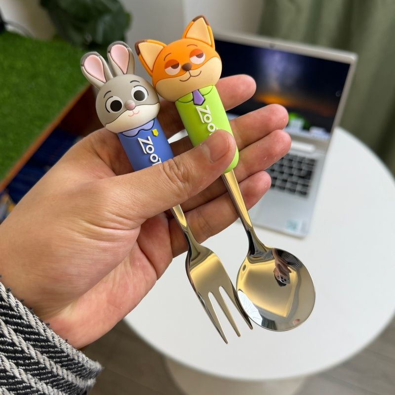 Zootopia Cartoon Spoon Fork Se - Kitchen Appliances Combo avaliação e preço