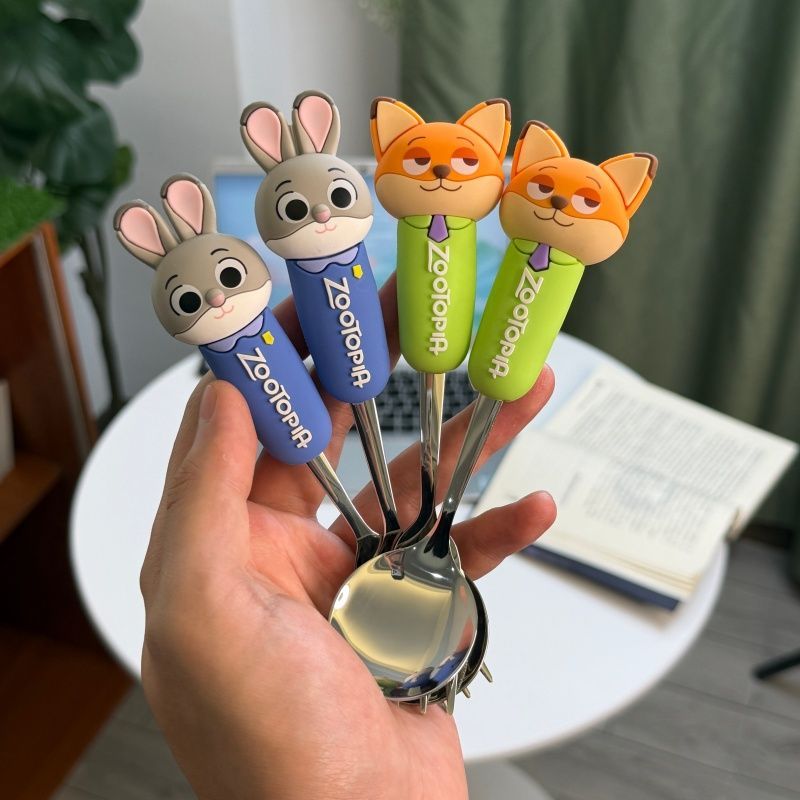 Zootopia Cartoon Spoon Fork Se - Kitchen Appliances Combo avaliação e preço